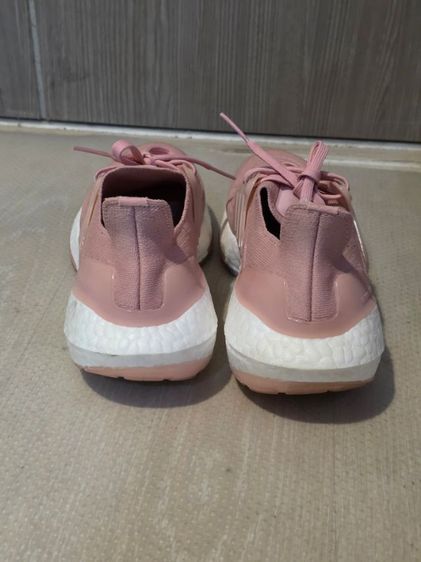 Adidas ultraboost 600 บาท รูปที่ 3