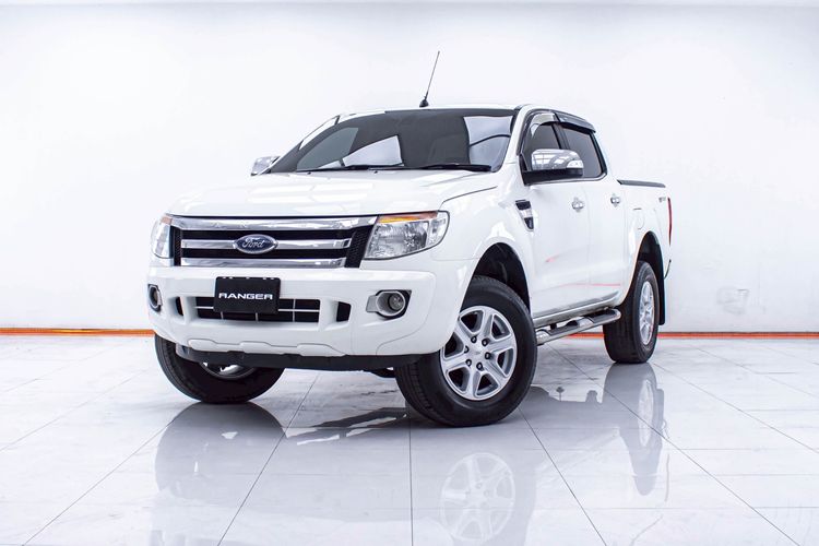รถ Ford Ranger 2.2 Hi-Rider XLT สี ขาว