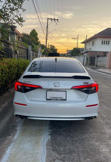 Honda Civic 2021 1.5 Turbo RS Sedan เบนซิน ไม่ติดแก๊ส เกียร์อัตโนมัติ ขาว รูปที่ 4