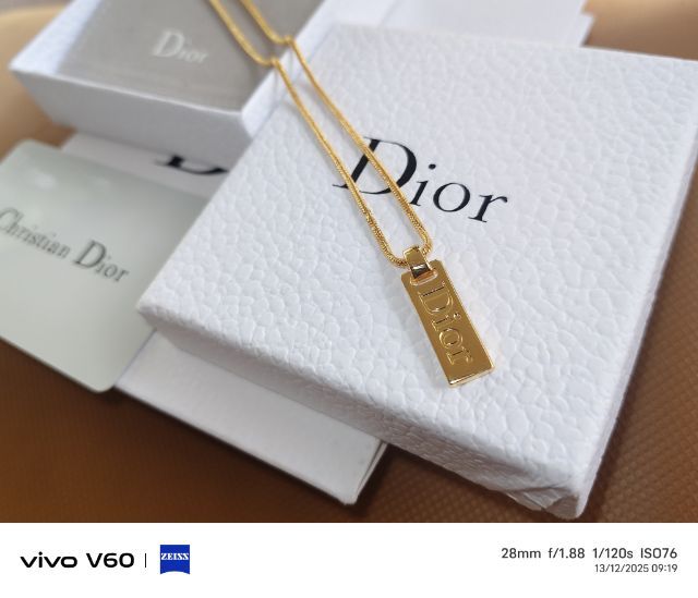 อื่นๆ สร้อยคอและจี้ สร้อยคอคริสเตียนดิออร์แท้