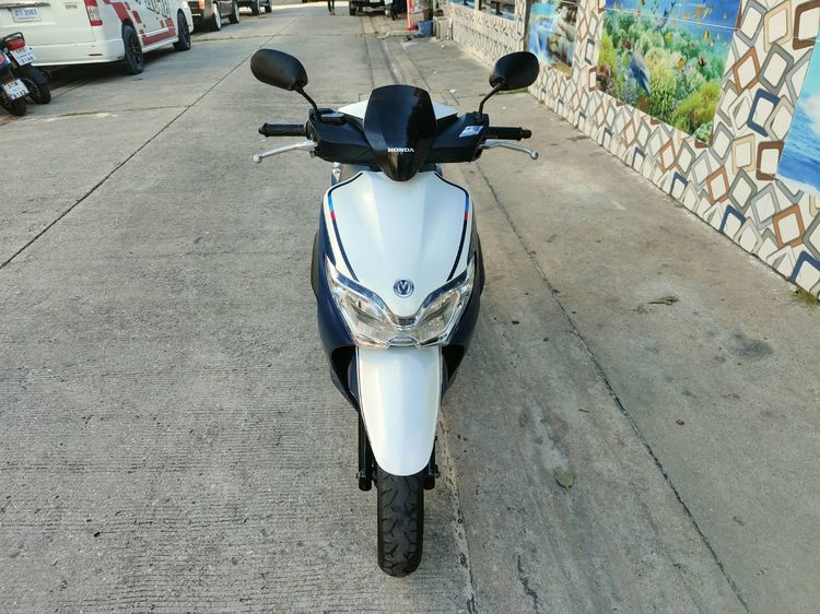 🛵ยังไงก็ขาย Moove ปี 58 เครื่องดี สีสวย สตาร์ทมือ เล่มชุดโอนครบ+เปลี่ยนถ่ายน้ำมันเครื่องฟรี ส่งฟรี30 ก.ม รูปที่ 4