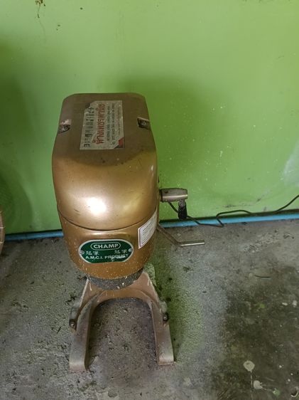 เครื่องตีแป้ง ยี่ห้อ แชมป์ สีทอง 10 ลิตร รูปที่ 3