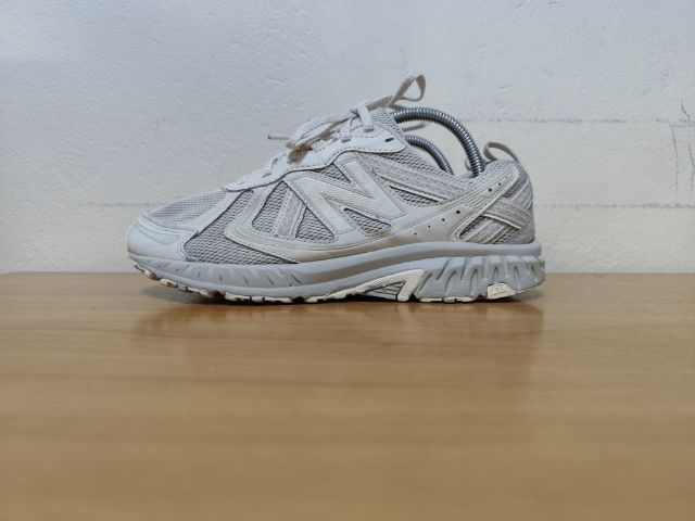 New Balance 410 v5 41.5 26.0 แท้ มือสอง รูปที่ 3