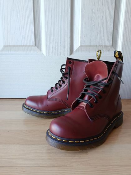 ขายรองเท้า ด็อกเตอร์มาติน DR.MARTENS สีแดงเรดไวน์