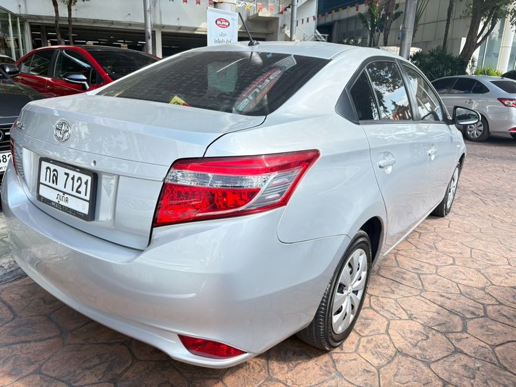 Toyota Vios 2015 1.5 J Sedan เบนซิน ไม่ติดแก๊ส เกียร์อัตโนมัติ บรอนซ์เงิน รูปที่ 4