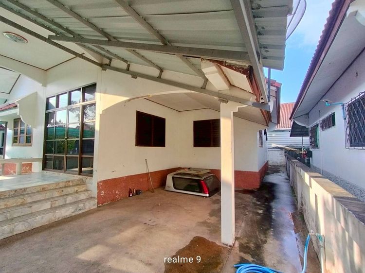 อื่นๆ ขายบ้าน ใกล้ศาลากลางจังหวัดมหาสารคาม บขส.ใหม่ และสถานีรถไฟ ใกล้ต่ลาดแวงน่าง ตลาดรถไฟ เจ้าของขายเอง รูปที่ 4