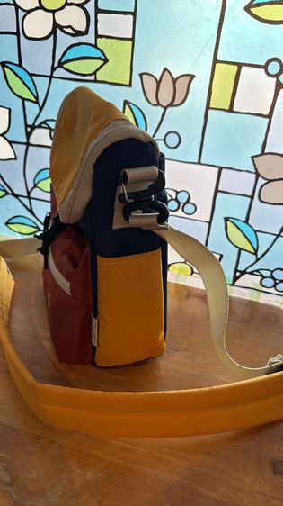 📌กระเป๋าสะพายข้าง กันน้ำ สีสวย สภาพใหม่มากๆ ครับ รูปที่ 5