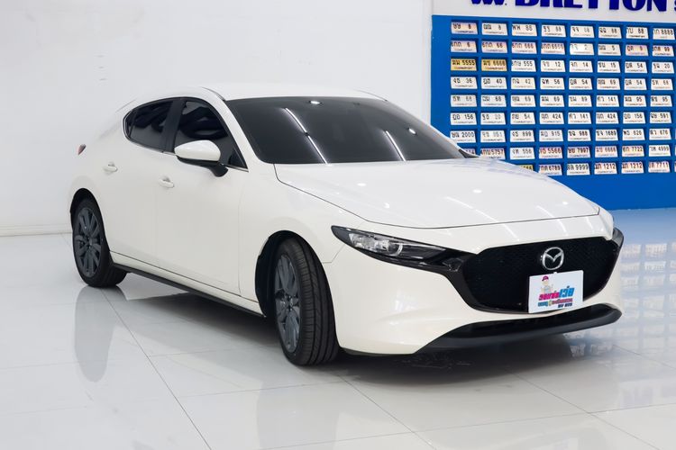 Mazda Mazda3 2021 2.0 S Sports Sedan เบนซิน ไม่ติดแก๊ส เกียร์อัตโนมัติ ขาว รูปที่ 3