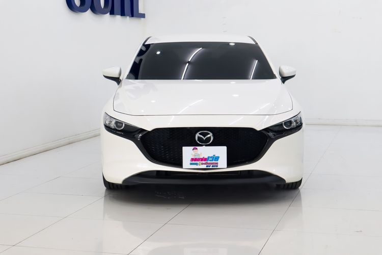 Mazda Mazda3 2021 2.0 S Sports Sedan เบนซิน ไม่ติดแก๊ส เกียร์อัตโนมัติ ขาว รูปที่ 2