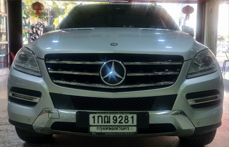 รถ Mercedes-Benz ML-Class ML250 CDI สี บรอนซ์เงิน