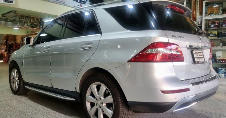 Mercedes-Benz ML-Class 2012 ML250 CDI Utility-car ดีเซล เกียร์อัตโนมัติ บรอนซ์เงิน รูปที่ 2
