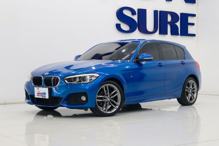 รถ BMW Series 1 118i สี น้ำเงิน