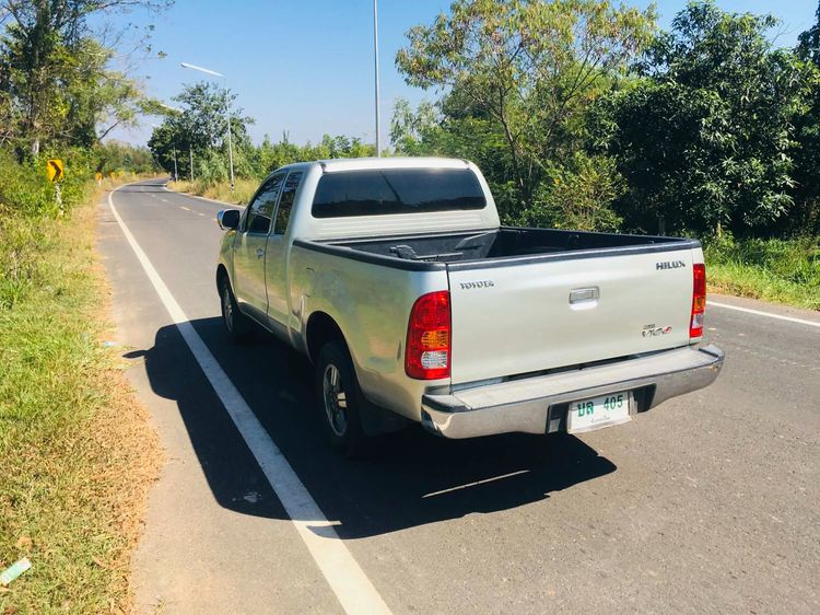 Toyota Hilux Vigo 2010 2.5 J Pickup ดีเซล ไม่ติดแก๊ส เกียร์ธรรมดา บรอนซ์เงิน รูปที่ 4