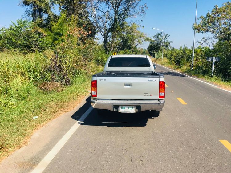 Toyota Hilux Vigo 2010 2.5 J Pickup ดีเซล ไม่ติดแก๊ส เกียร์ธรรมดา บรอนซ์เงิน รูปที่ 3