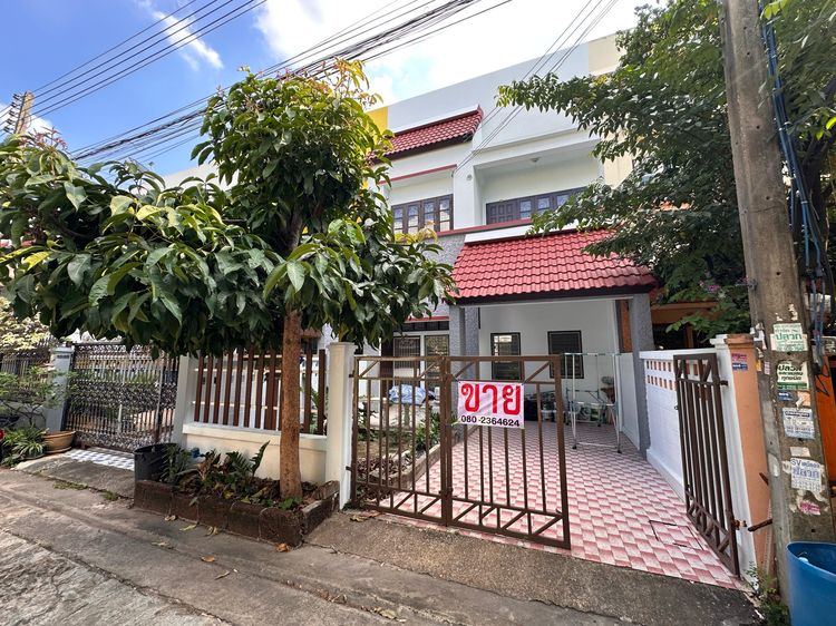 อื่นๆ มีบางส่วน สร้างเสร็จก่อน 2010 ทาวน์เฮ้าส์ 2 ชั้น รังสิต คลอง2 รูปที่ 4