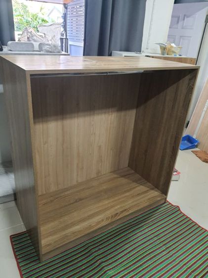ตู้เสื้อผ้าไม้เคลือบเมลามีนขนาด กว้าง120 ,สูง121.7 ,ลึก 55 เซนติเมคร ตัวละ 2,000บาทมีหน้าบานให้ รูปที่ 2