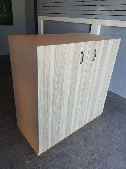 ตู้เสื้อผ้าไม้เคลือบเมลามีนขนาด กว้าง120 ,สูง121.7 ,ลึก 55 เซนติเมคร ตัวละ 2,000บาทมีหน้าบานให้ รูปที่ 13