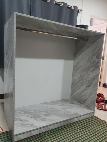 ตู้เสื้อผ้าไม้เคลือบเมลามีนขนาด กว้าง120 ,สูง121.7 ,ลึก 55 เซนติเมคร ตัวละ 2,000บาทมีหน้าบานให้ รูปที่ 10