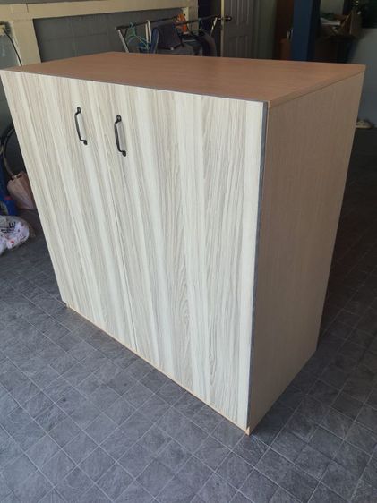 ตู้เสื้อผ้าไม้เคลือบเมลามีนขนาด กว้าง120 ,สูง121.7 ,ลึก 55 เซนติเมคร ตัวละ 2,000บาทมีหน้าบานให้ รูปที่ 12