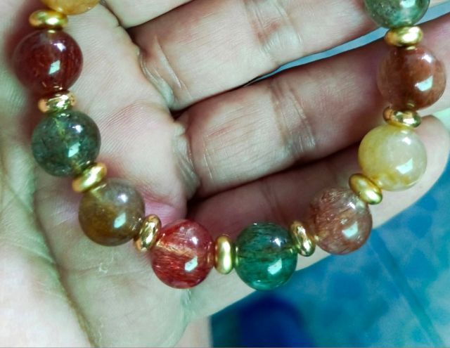 สร้อยข้อมือไหม 5 สี ทอง 18k รูปที่ 2