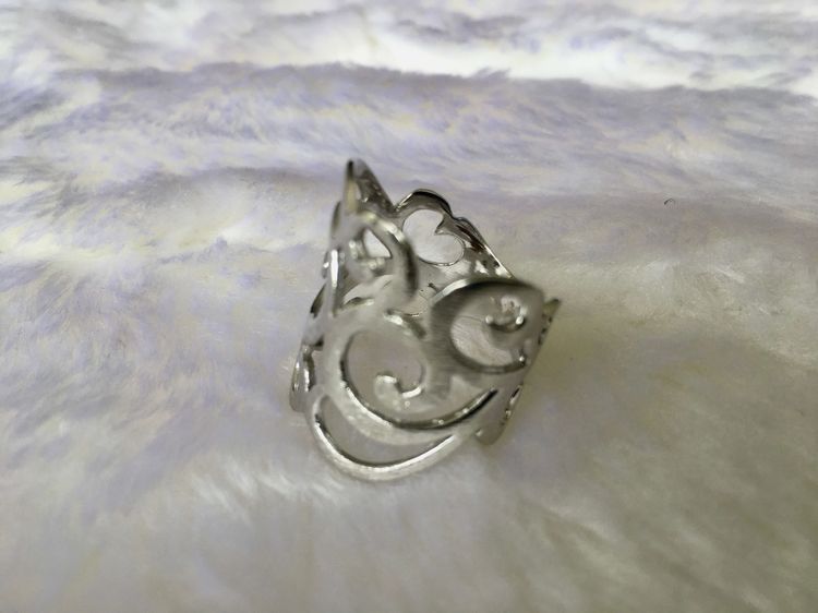 -เพียง 1 วงเท่านั้น- แหวนเงินแท้ 92.5 ฉลุลายเอกลักษณ์ เครื่องประดับ ไซส์ 7 รูปที่ 3