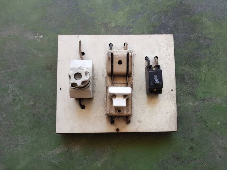 ตู้โหลดเซ็นเตอร์ 12 ช่อง SQUARE D พร้อมลูกย่อย สภาพสวย พร้อมอุปกรณ์ รูปที่ 10