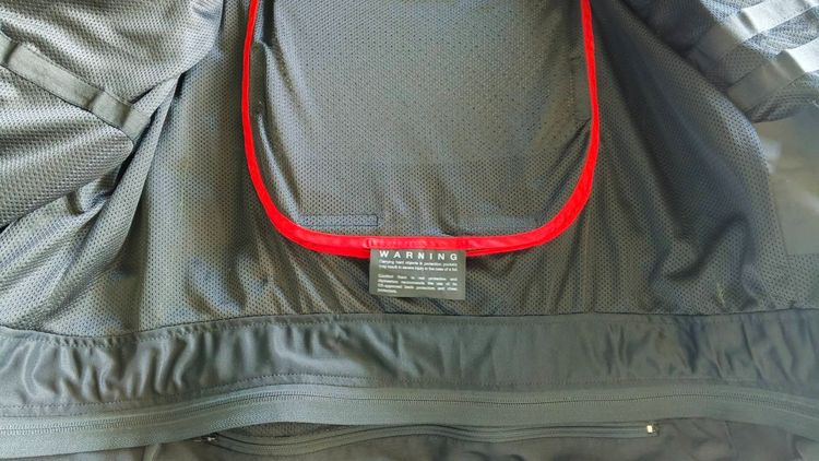 เสื้อการ์ด Alpinestars ของแท้ ไซส์ 2XL สำหรับผู้ชาย รูปที่ 4