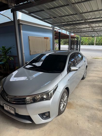รถ Toyota Altis 1.8 G สี บรอนซ์เงิน