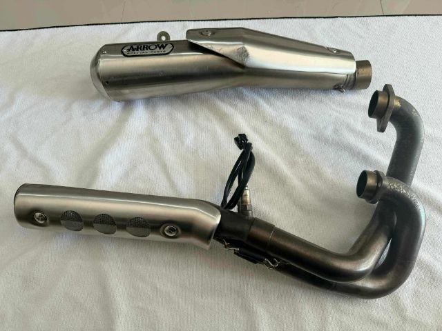 ท่อ มอเตอร์ไซค์ ท่อ arrow scrambler