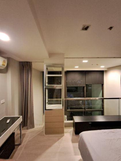 AP (Thailand) 2014 ไม่อนุญาต ใช่ Rhythm สุขุมวิท 44.1 ติดBTS พระโขนง (1ก้าว) ห้องDUPLEX ชั้น 22  1 นอน 1 ห้องน้ำ ตกแต่งครบ ทีวี ตู้เย็น เครื่องผ้าซัก  รูปที่ 2