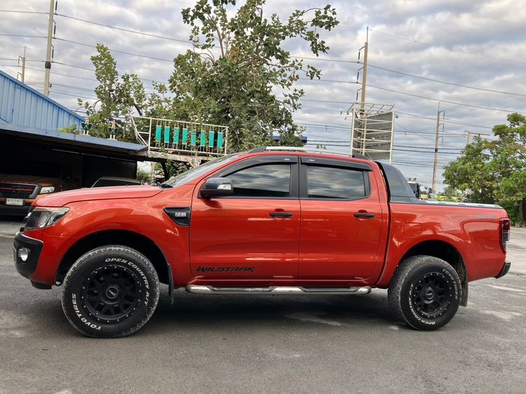 Ford Ranger 2014 2.2 Wildtrak 4WD Pickup ดีเซล เกียร์อัตโนมัติ ส้ม รูปที่ 4