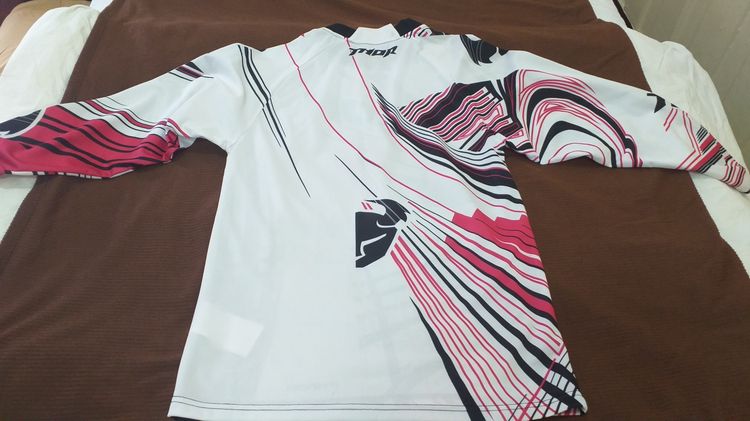 เซ็ตเสื้อแขนขาวและกางเกงการ์ด Thor ของแท้ รูปที่ 3