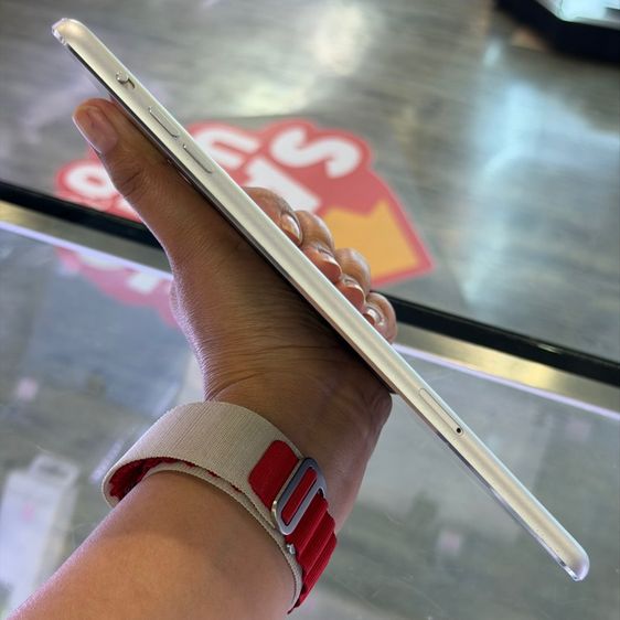 iPad mini2 32GB สีขาว ใส่ซิม(CellularและWiFi) เครื่องศูนย์ โมเดลTH สภาพสวย เครื่องใช้งานดีเยี่ยม ครบยกกล่อง😊😊 รูปที่ 5