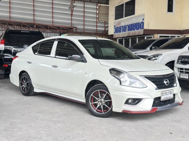 รถ Nissan Almera 1.2 E Sportech สี ขาว