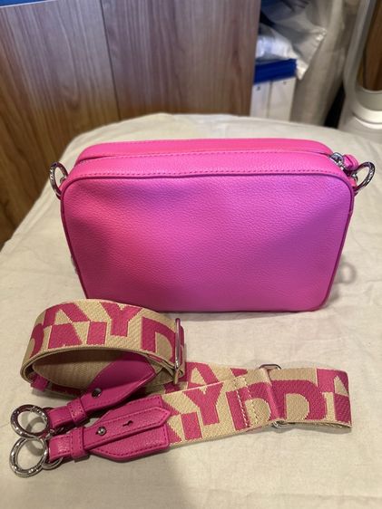 DKNY bag รูปที่ 2