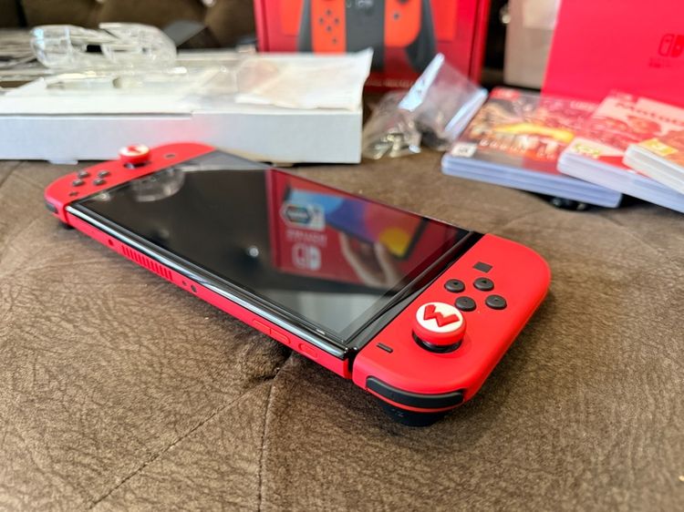 Nintendo Switch OLED Mario Red Edition  รูปที่ 6
