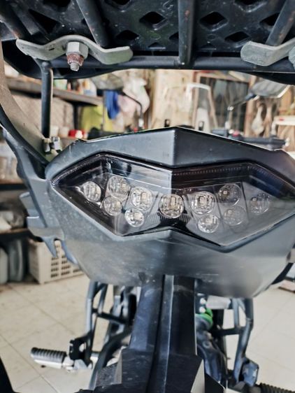 Kawasaki Versys650ABS ปี 2017 มีไฟบอกเกียร์ที่เรือนไมล์  รูปที่ 10