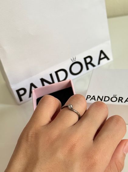 💍 Heart Clear Tilted Solitaire Ring Pandora  รูปที่ 2