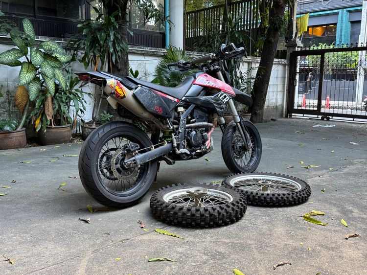 Kawasaki KLX250 (D-Tracker) 2016 รูปที่ 5