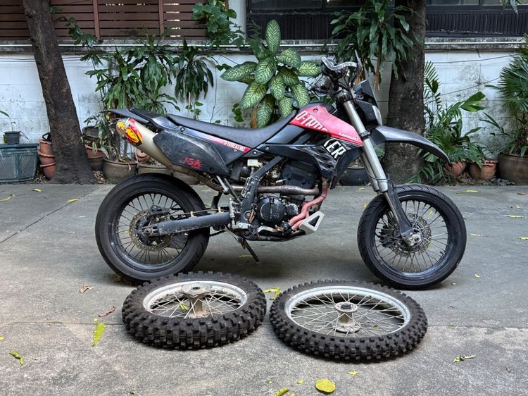 Kawasaki KLX250 (D-Tracker) 2016