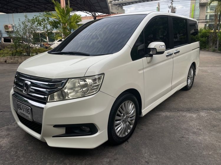 Honda Stepwagon 2012 1.5 Spada Premium Line Utility-car เบนซิน ไม่ติดแก๊ส เกียร์อัตโนมัติ ขาว รูปที่ 4