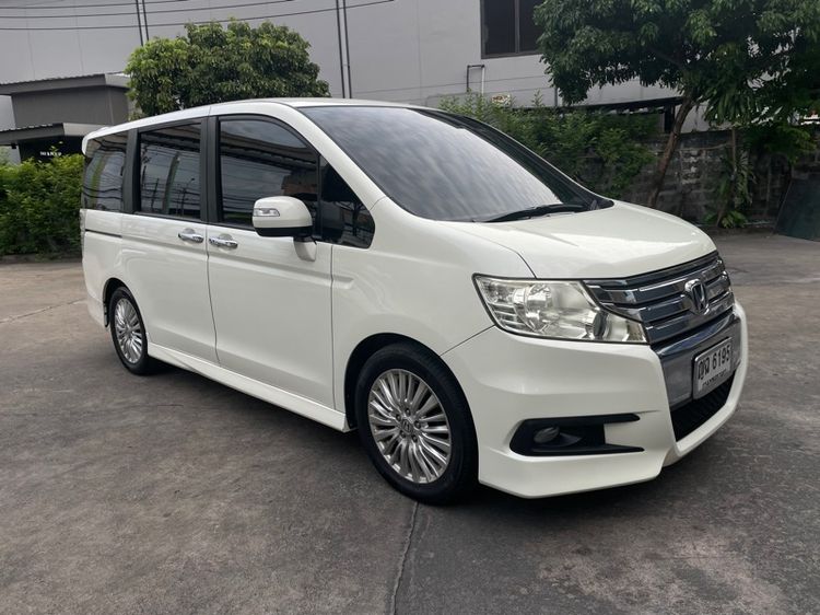 Honda Stepwagon 2012 1.5 Spada Premium Line Utility-car เบนซิน ไม่ติดแก๊ส เกียร์อัตโนมัติ ขาว รูปที่ 3