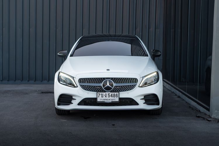 Mercedes-Benz C-Class 2019 C200 Sedan เบนซิน ไม่ติดแก๊ส เกียร์อัตโนมัติ ขาว รูปที่ 2