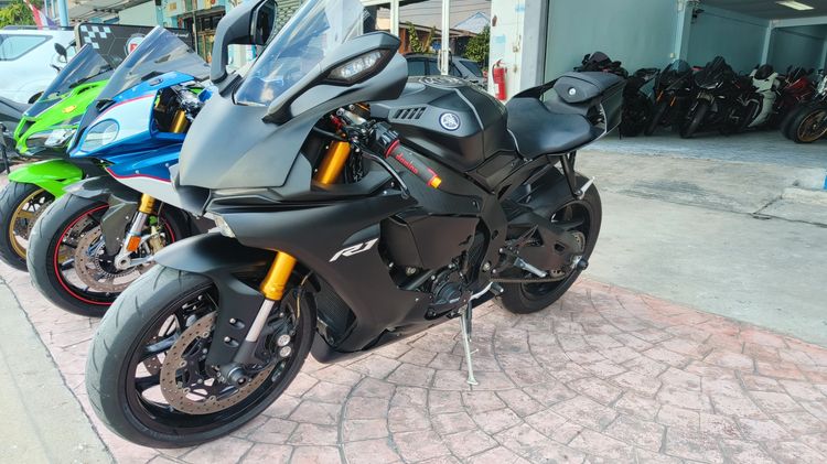 Yamaha YZF-R1 สีดำ รูปที่ 6