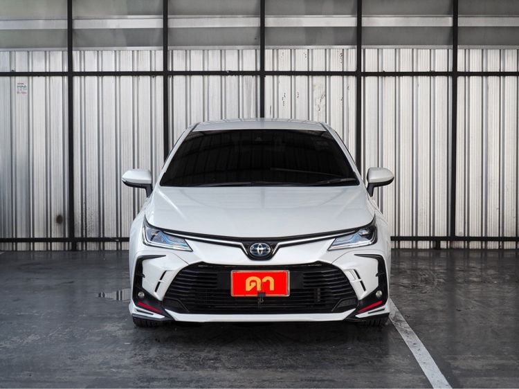 Toyota Altis 2021 1.8 Hybrid Premium Safety Sedan ไฮบริด ไม่ติดแก๊ส เกียร์อัตโนมัติ ขาว รูปที่ 2