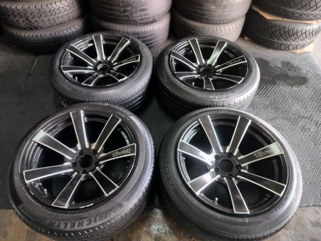 ขายล้อกะบะขอบ18 5รู114 พร้อมยาง