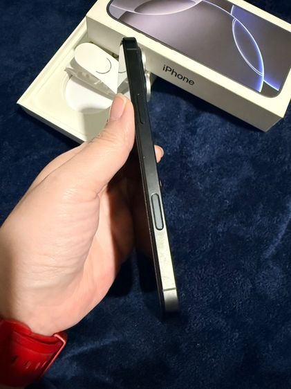 iPhone 16 Pro max 512 สีดำ (ราคาคุยกันได้) ฟลิ์มยังไม่ถอด แต่ไม่มีรอยอะไร นัดรับได้ รูปที่ 3