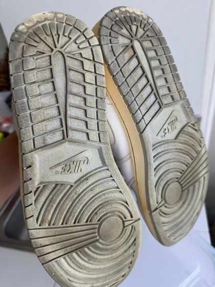 Nike Air Jordan 1 Mid wolf grey รูปที่ 3