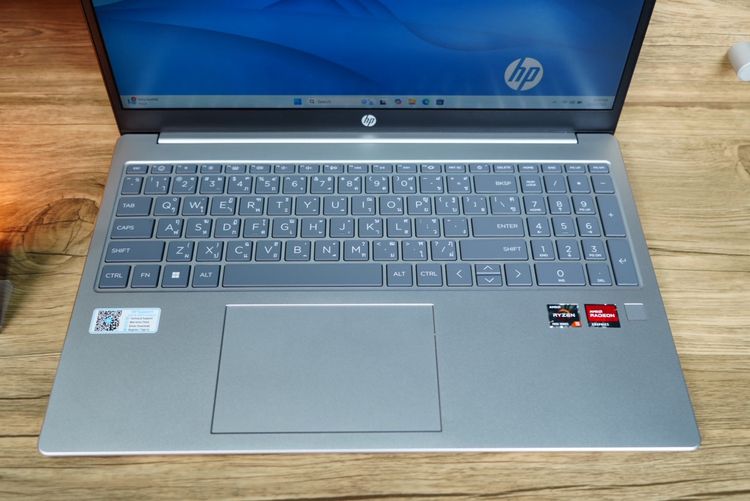 HP 15 Ryzen5-7520U Ram16 SSD512 จอ15.6 FHD IPS สเปคดี จอใหญ่ เครื่องสวย บางเบาดูทันสมัย ราคาเพียง 10,990.- มีประกันศูนย์ รูปที่ 5