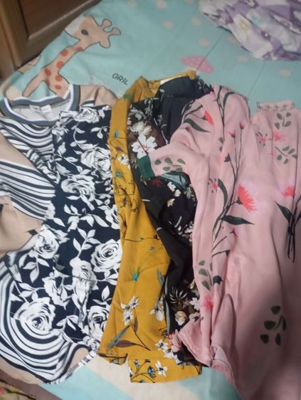เสื้อผ้ามือ2 รูปที่ 3